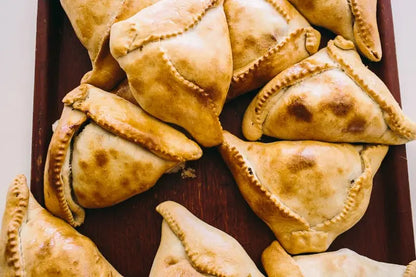 Fotografía de unas empanadas de pino sin gluten de tastyfree | tastifree tastyfry tastifry tastifri tasty tasti tatifry tatifree tasty sin gluten