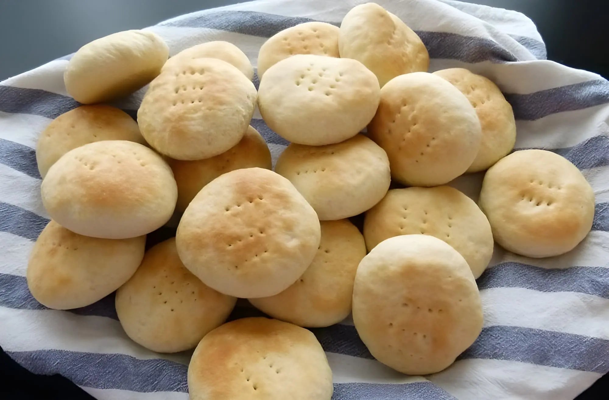 Fotografía pan amasado sin gluten | tastifree tastyfry tastifry tastifri tasty tasti tatifry tatifree tasty sin gluten